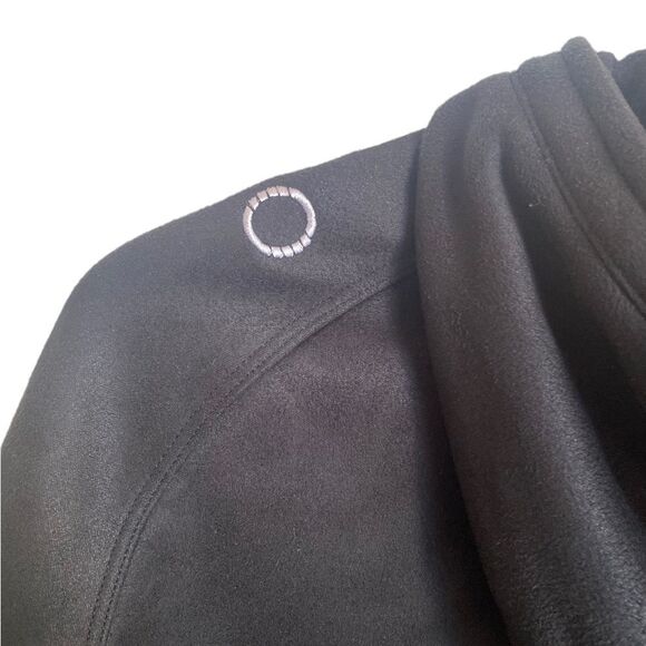 EFM - Engineered For Motion Jacket NWT - Picture 2 of 6